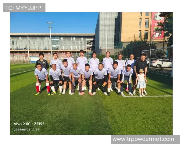 运动最新数据成都足球队与广州足球队赛后战术分析与复盘探讨